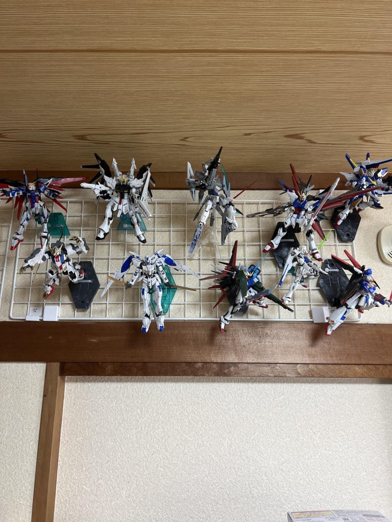 ほこりがたまるのが難点、、