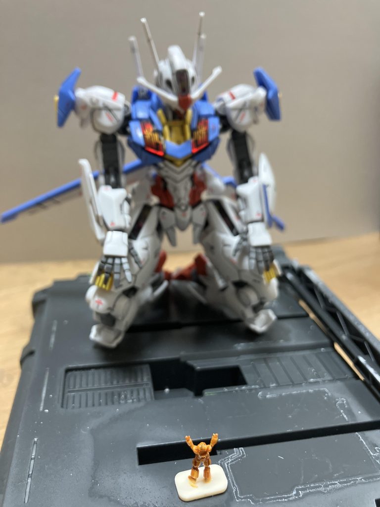 ごごご、ごめんなさいー。