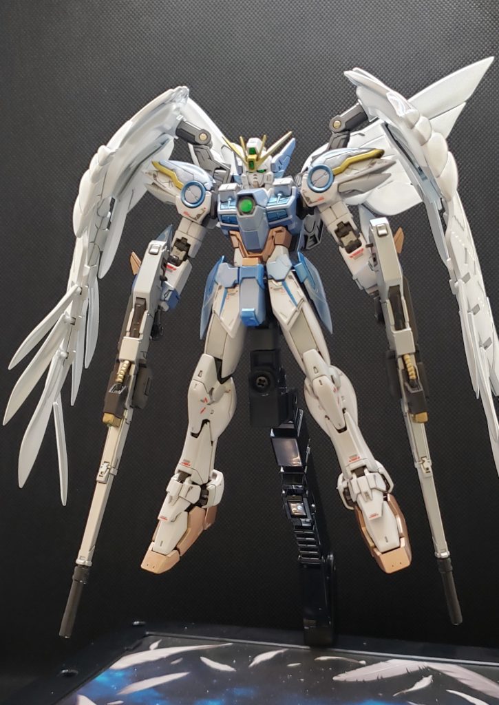 ツインバスターライフルはシルバーメインで塗装してあります。