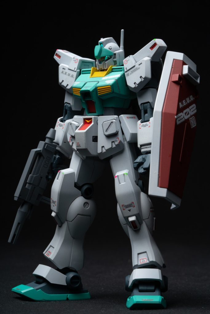 フロントビュー。主に装備の変更とカラーリングの変更くらいですが劇中よりも明るめなグリーンでセンチネルカラーに近づけてみました。