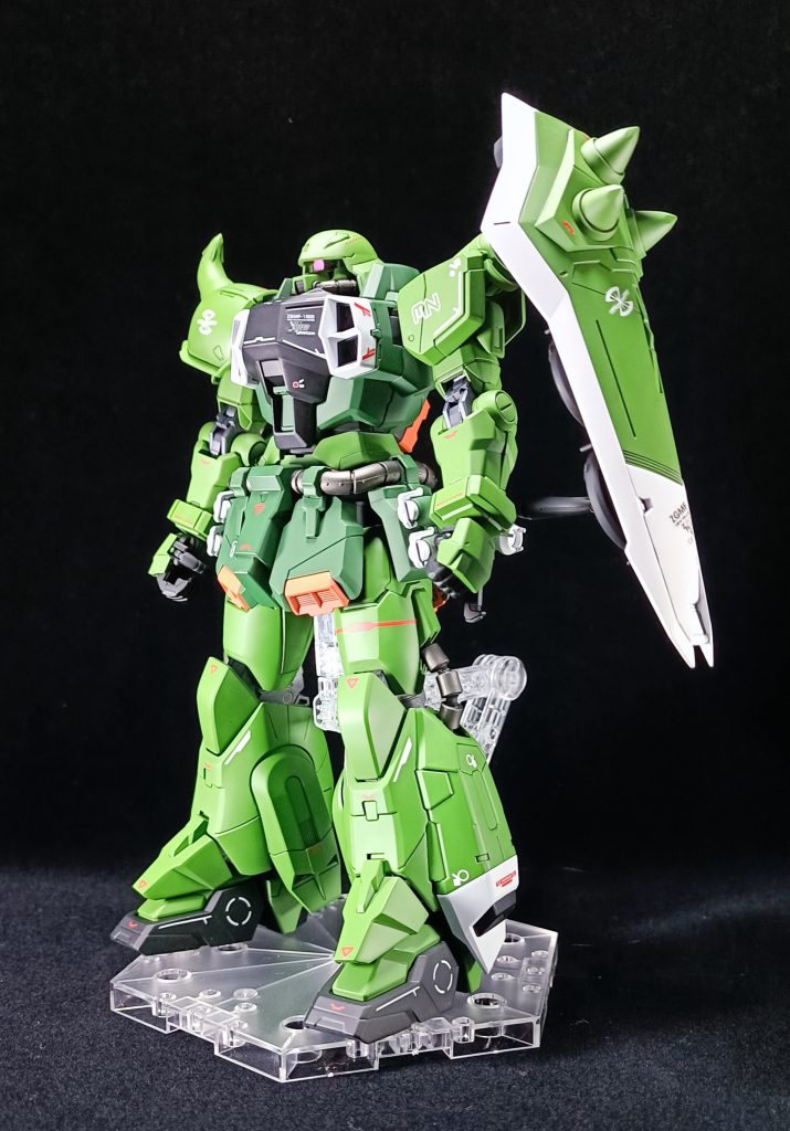 ザクウォーリア–3枚目/制作者：@kneeso96