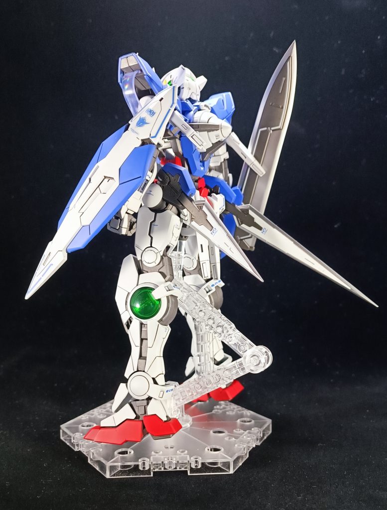 ガンダムエクシア–4枚目/制作者：@kneeso96