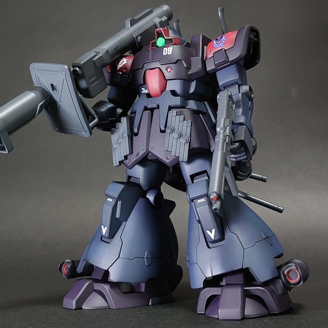 HGUC MS-09F ドム・トローペン(闇夜のフェンリル隊仕様) - プラモデル