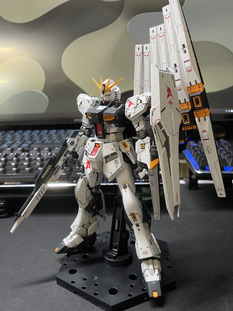 RG νガンダム–2枚目/制作者：ちよすな