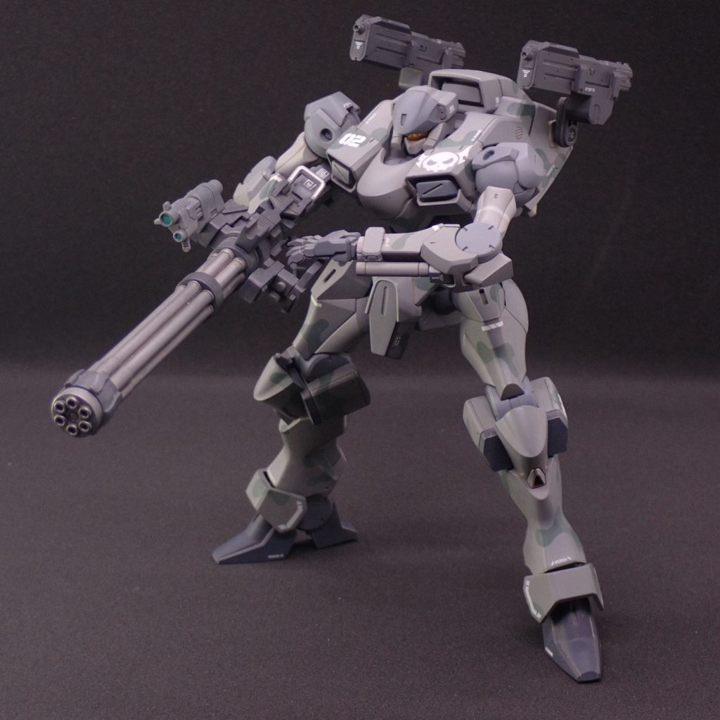 ガトリングはロングバレル仕様も制作。