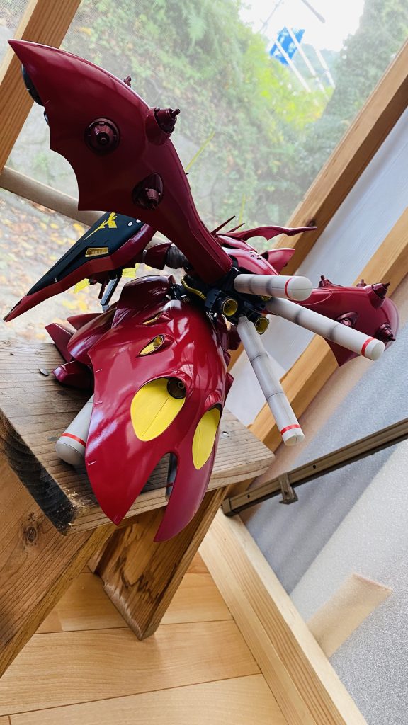 モナカ構造のタンクは合わせ目消さず……段落ちにして、サボりました