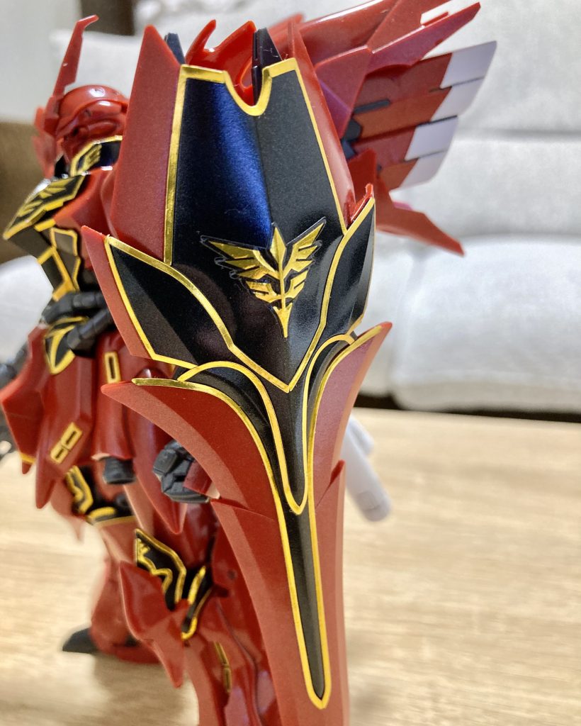 このキット、エングレービングのシールの量がめちゃくちゃ多かったです。コレこそこのキット最大の楽しい箇所でしょう。