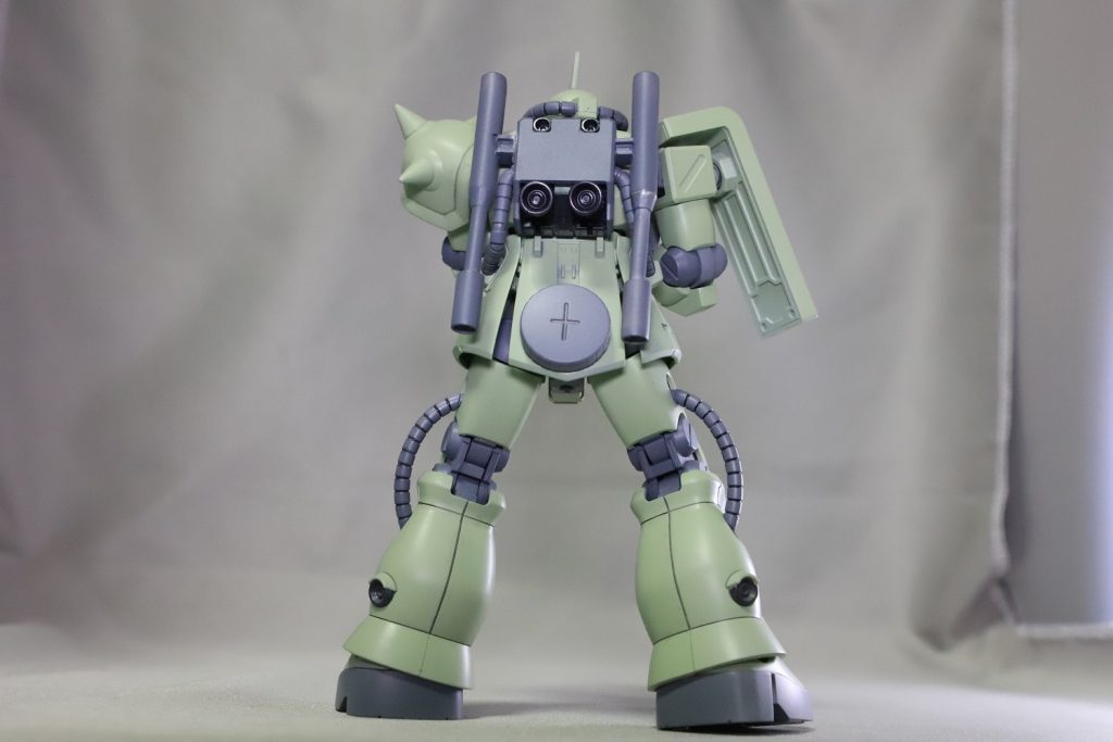 追加のブースターはプラ棒、バーニア、パテでなんとか形に。