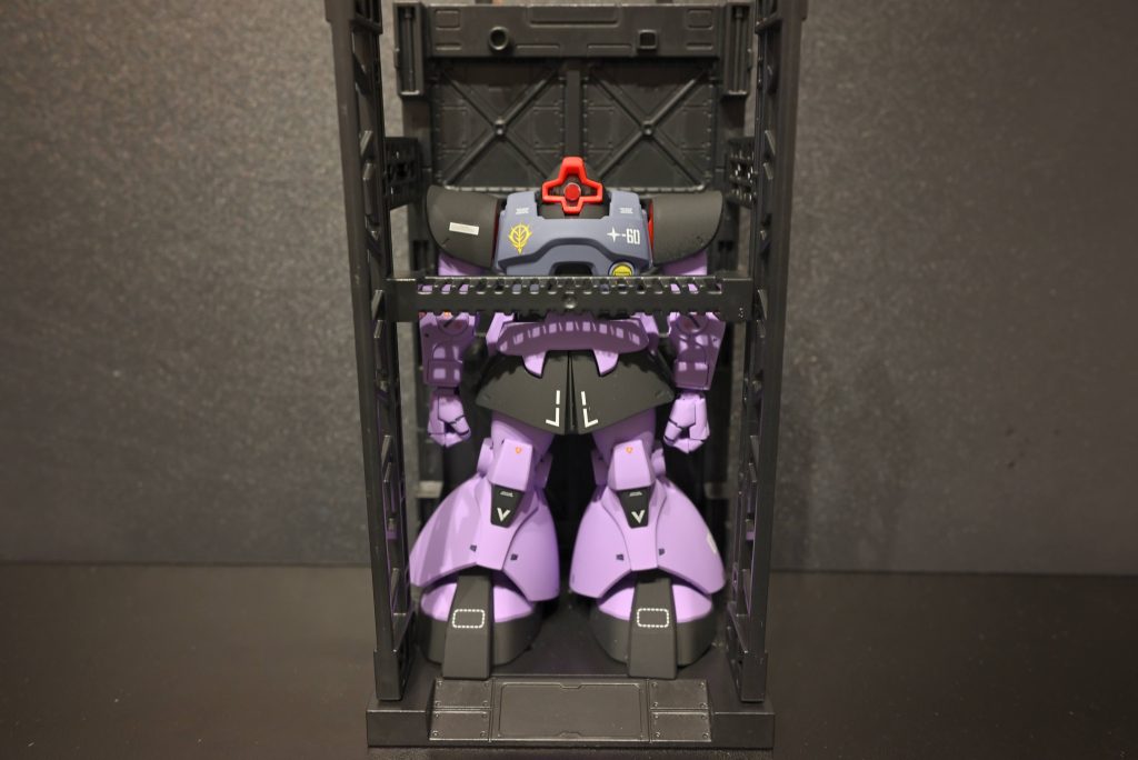 100均ベースに収めると雰囲気あります😆