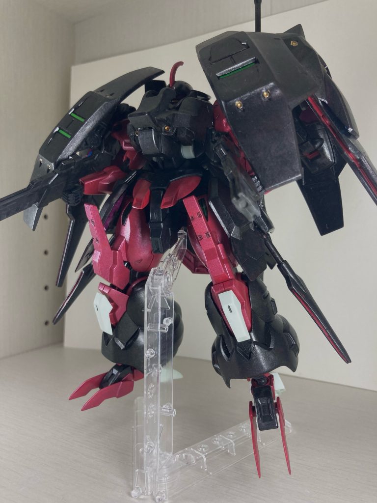 クシャトリヤ目指したつもりが、気づいたら完全に復讐者の黒いやつでした。グエル君は悲しい復讐者にならないことを祈ってます。