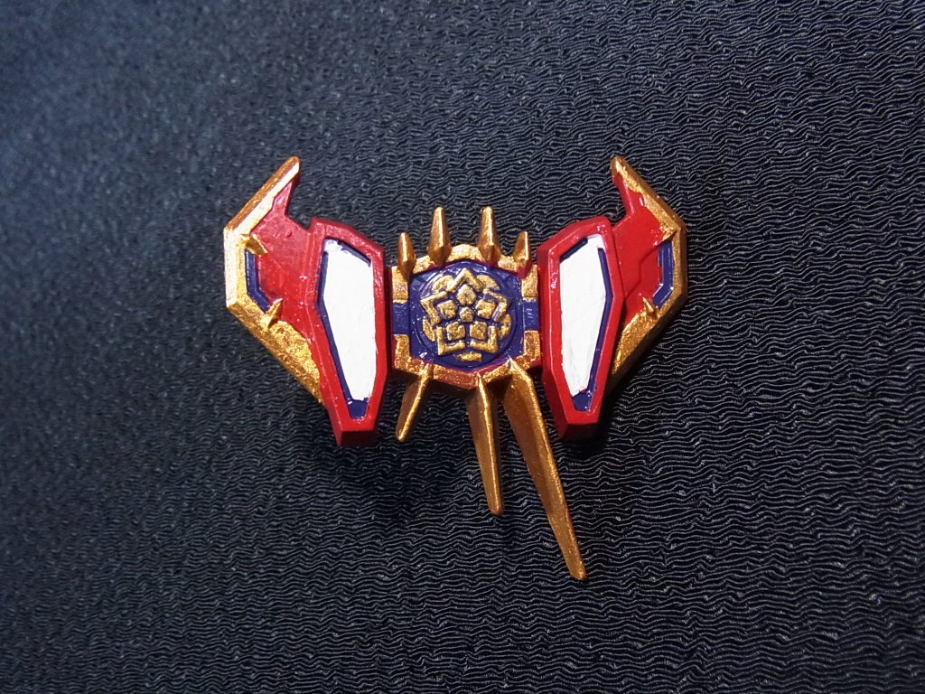 丁寧に家紋を塗り分けるととても引き締まってカッコよく見えます。