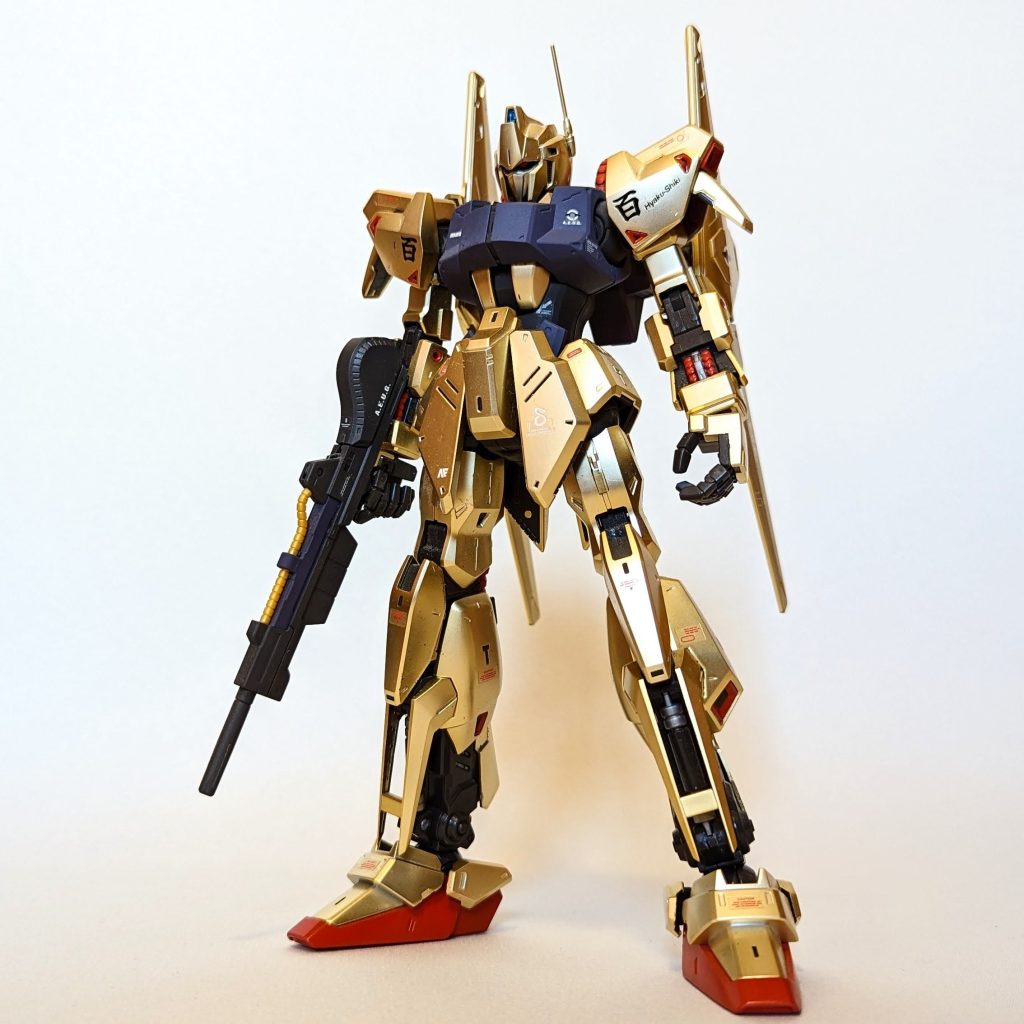 MG 1/100 百式 Ver.2.0 前面①ちなみに、百式の手は、リック・ディアスに近い形状です。身体の割に手はゴツめw細マッチョでアンバランスさがまたいいですよね🤤