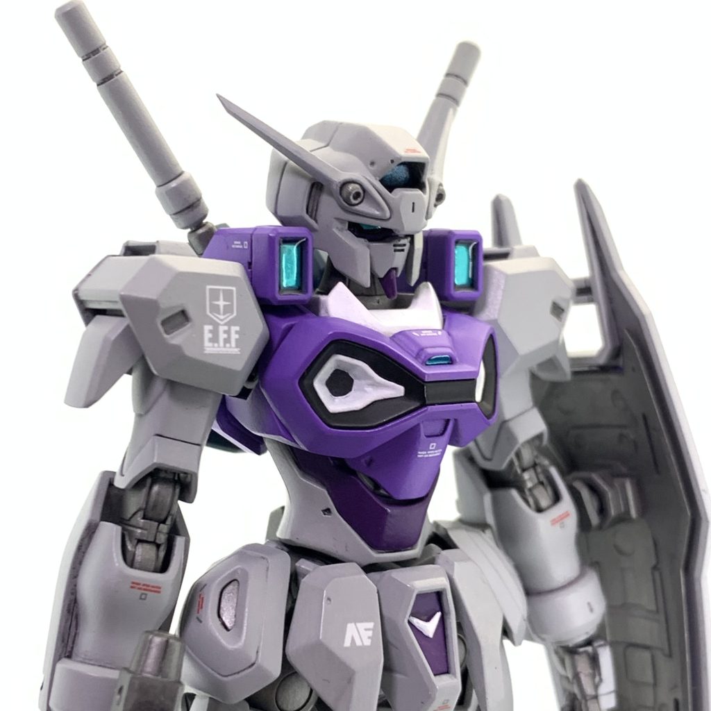 個人的にはアナハイムのGPシリーズの流れを感じさせながらも異形なバランスは好きなデザインです。