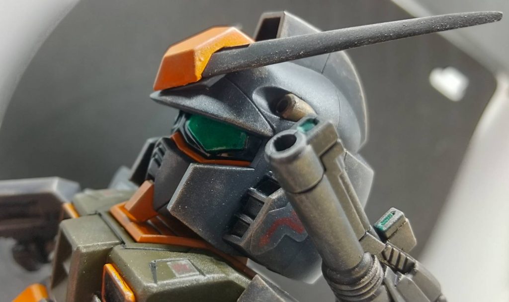 色を塗っていくうちに、(あれ?これフルアーマーガンダム見てぇなカラーだな・・・。)と思ったことは内緒です笑