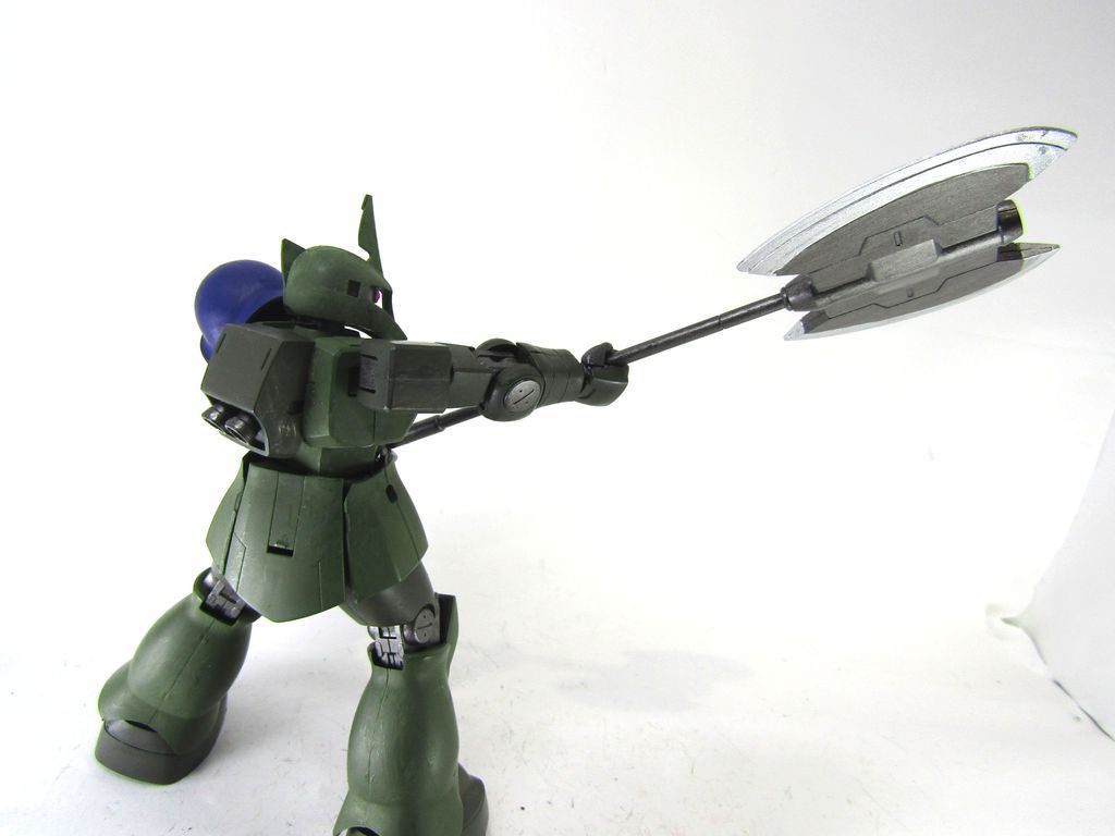 「もうお終いだ。連邦のモビルスーツめ!」