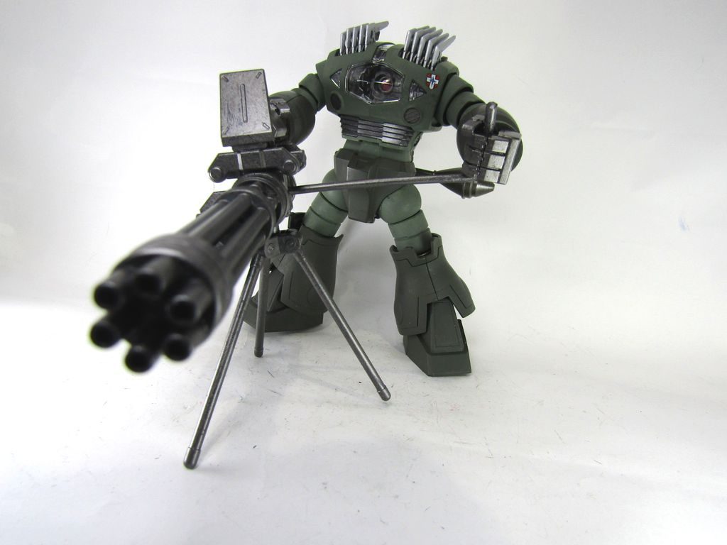 「ザクとは違うのだよ、ザクとは!」「もうお終いだ。連邦のモビルスーツめ!」