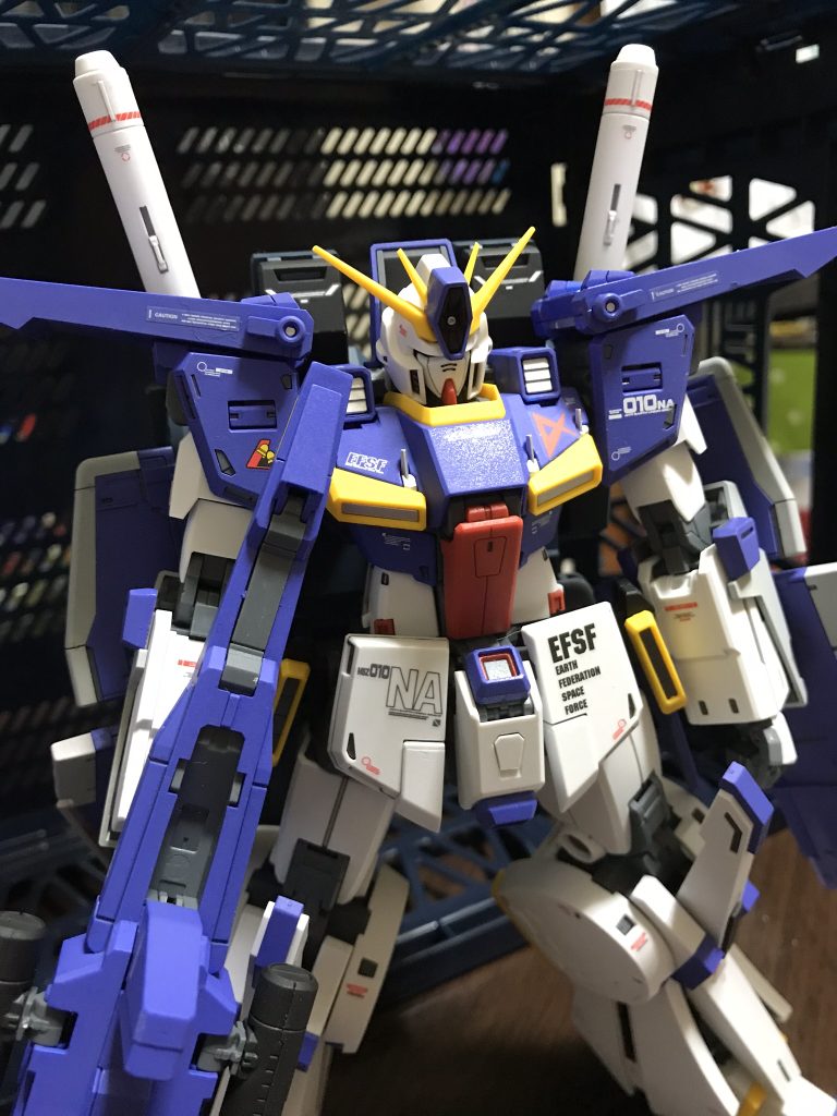 ZZガンダム アムロ機–6枚目/制作者：真樹京介