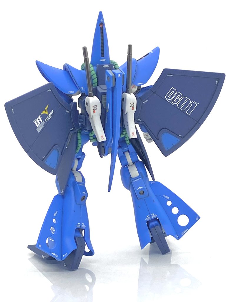 塗装箇所とカラーレシピ肩、頭、太腿の合わせ目等→(クレオス)ホワイト35％+ブルー20％+コバルトブルー20％+インディブルー15％+クリアレッド10％フェダーイン・ライフル本体(クレオス)新ガンダムカラーティターンズブルー1フェダーイン・ライフルマズル、背面メガ粒子砲→(ガイア)フレームメタリック(1)各部凹モールド→(クレオス)ニュートラルグレー各部モノアイ→(クレオス)GXメタルピーチ