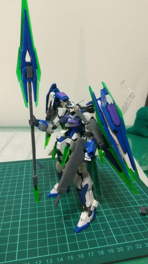 gnランスにはソードビット(A、B)も取り付け可能gnライフルは歴代主人公系ガンダムのビームライフルみたいなスペック