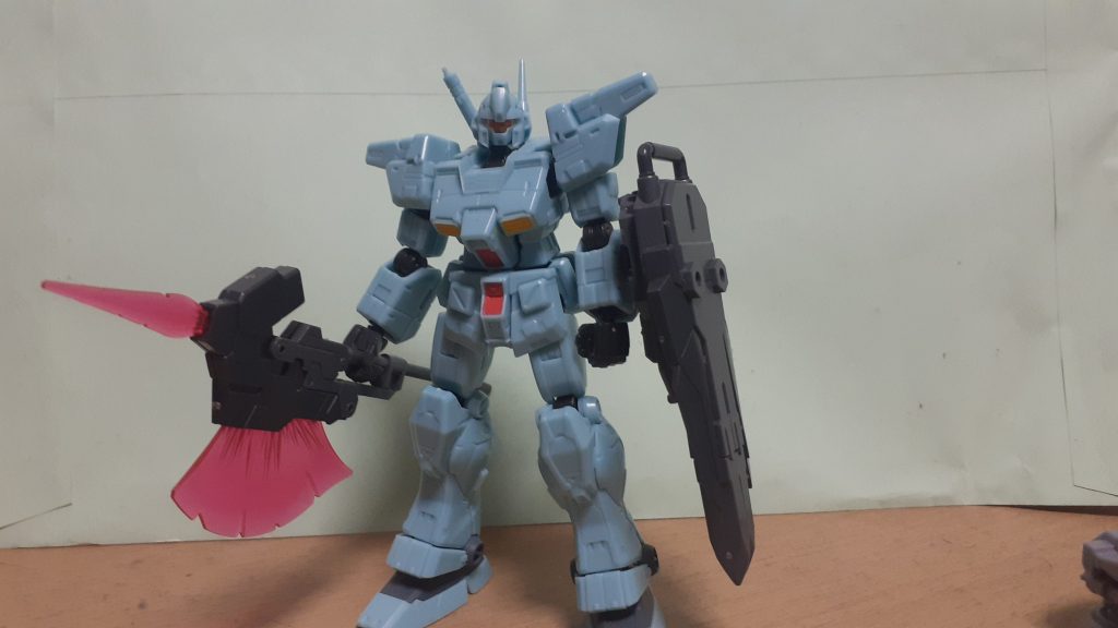 ビームジャベリン、スパイクシールド装備、近接仕様