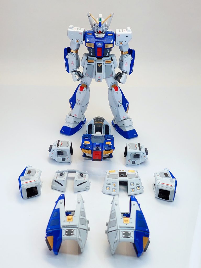 パージ状態です。チョバム・アーマーは脱着可能にする事にこだわりました。細部についてもディテールアップを施しています。特にプラ板による増加装甲の取り付けに時間をかけました。