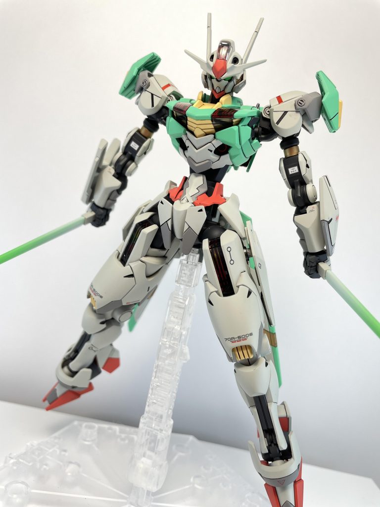 ビームサーベルダブル持ち！