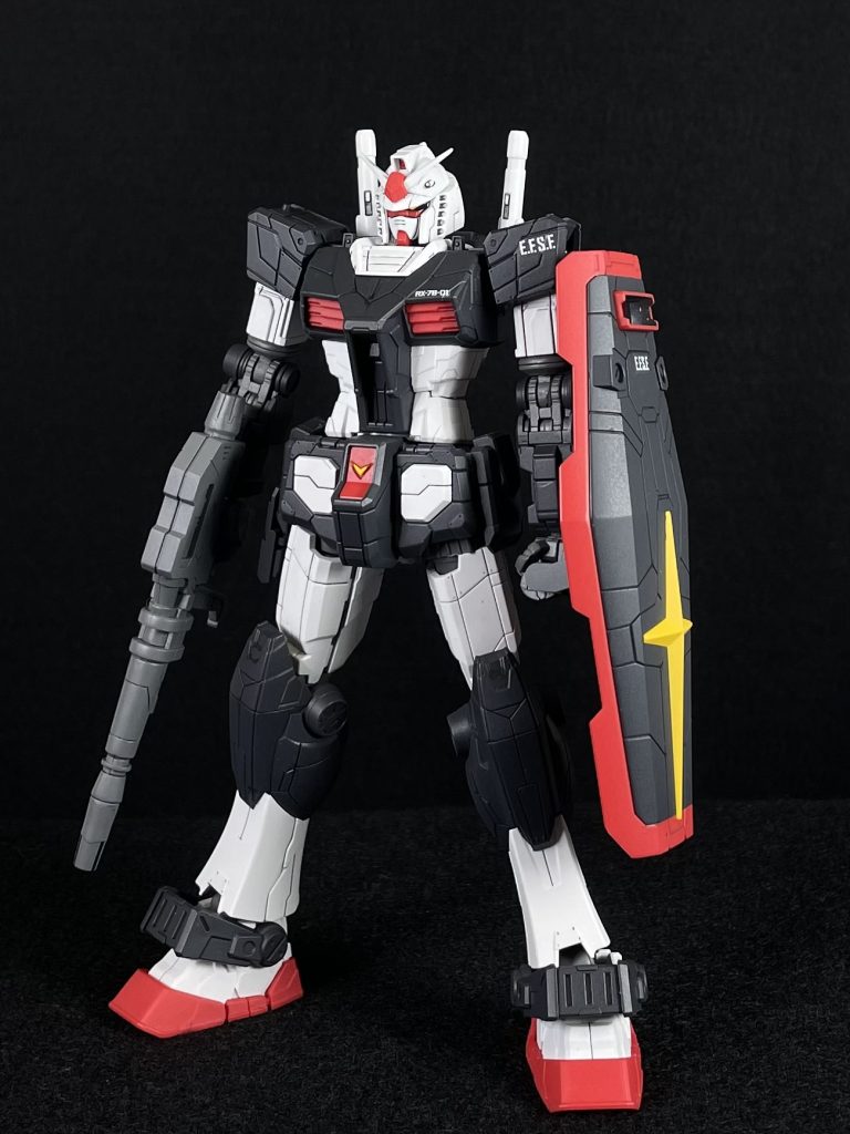 、、ディテールが多すぎなくらいなので、逆エッジ箇所は 墨なしにしました。