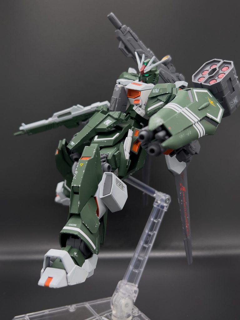 今回かなり珍しくチッピング塗装をしました。何年ぶりだろうか?