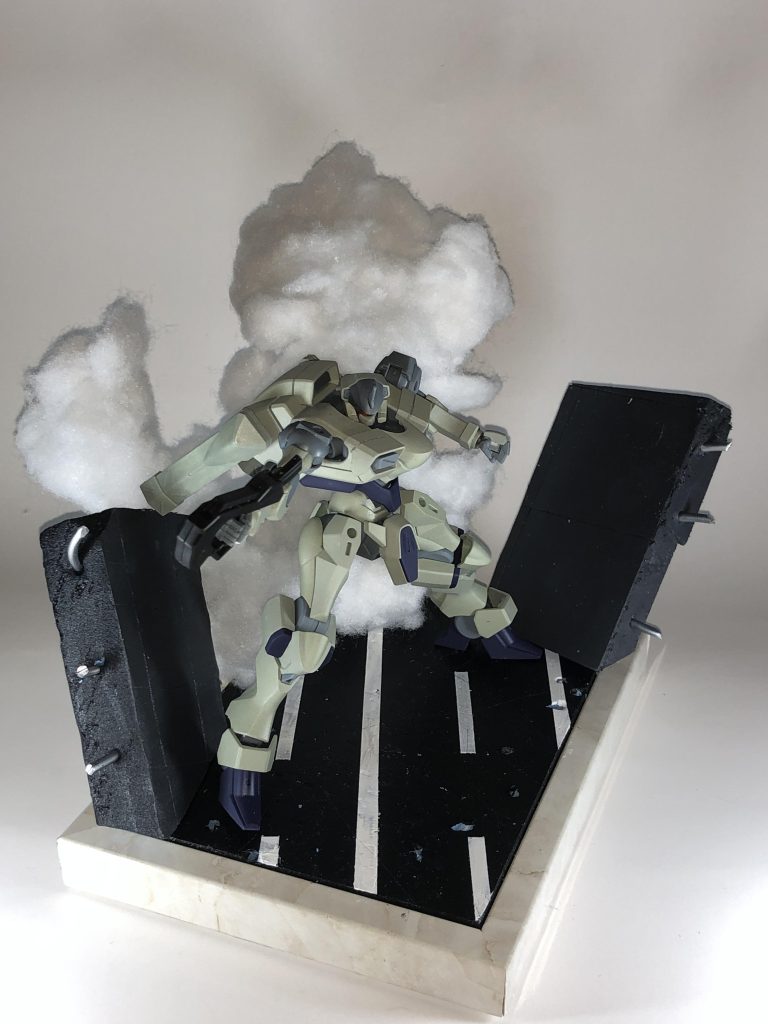 サムネの別角度です。当初はビル街を作成するつもりでしたが、技術不足により断念しました。今後パッケージから市街地戦しそうなザウォートヘヴィが発売されます。ザウォートヘヴィ発売時にはよりクオリティの高いものを作れるようにしていきたいです。