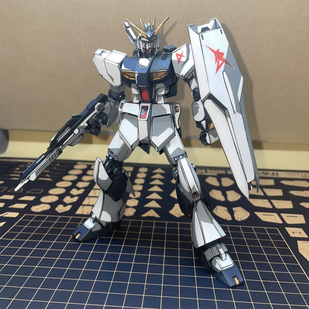 Nu Gundam (anime painting)–2枚目/制作者：qihung