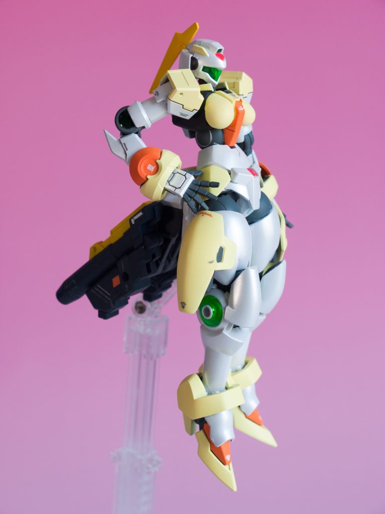 GNアーチャーの細さを活かしつつ太もも等はボリュームアップして肉感をUP