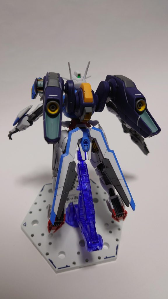 ミラソウル社製フライトユニットボール軸での接続なので想像以上に自由に動かせます。ノズル内側のイエローの塗装が大変でした。