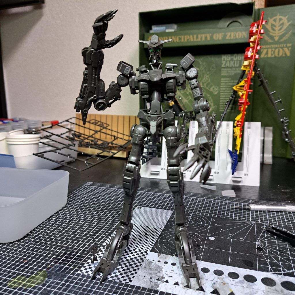 先ずは内部フレームの素組み