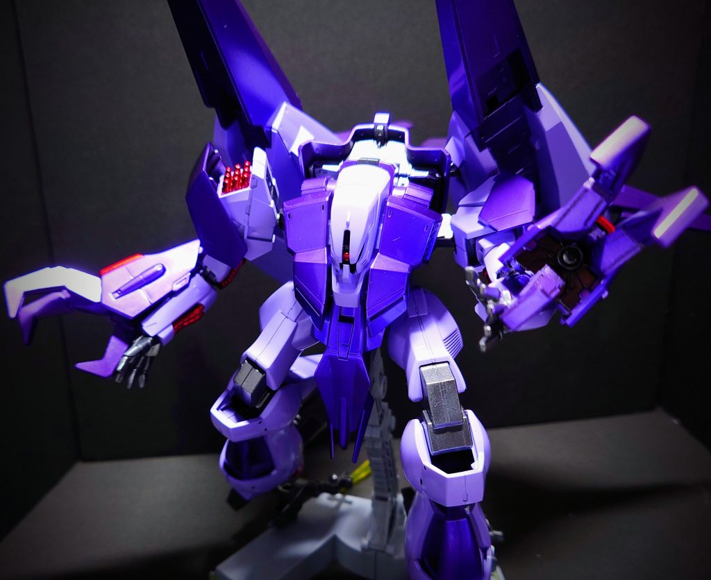 今回初めてパテを使いました。クロー展開時の内側スカスカなので埋めました。凄いアワアワしながらパテ埋め作業をしてました。次回はもう少し上手くなるハズ。