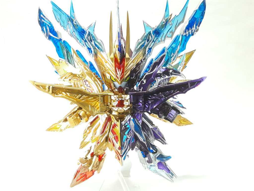 コアパーツは資料がなかったので元ネタを参考に塗り分けました