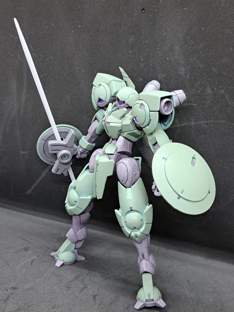 ブレードアンテナは延長してヤスリで磨き、尖らせています。