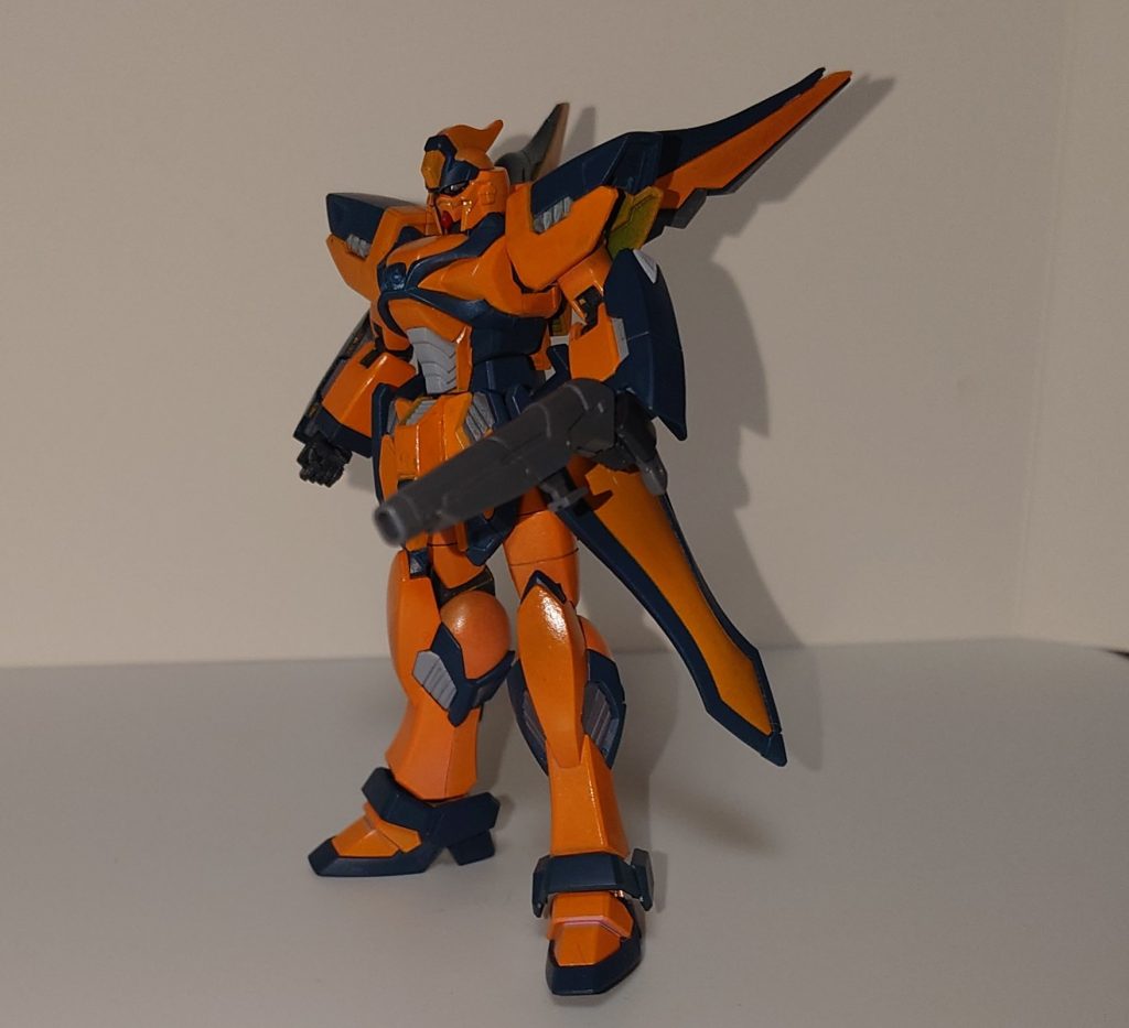 武器ちょっと構え。