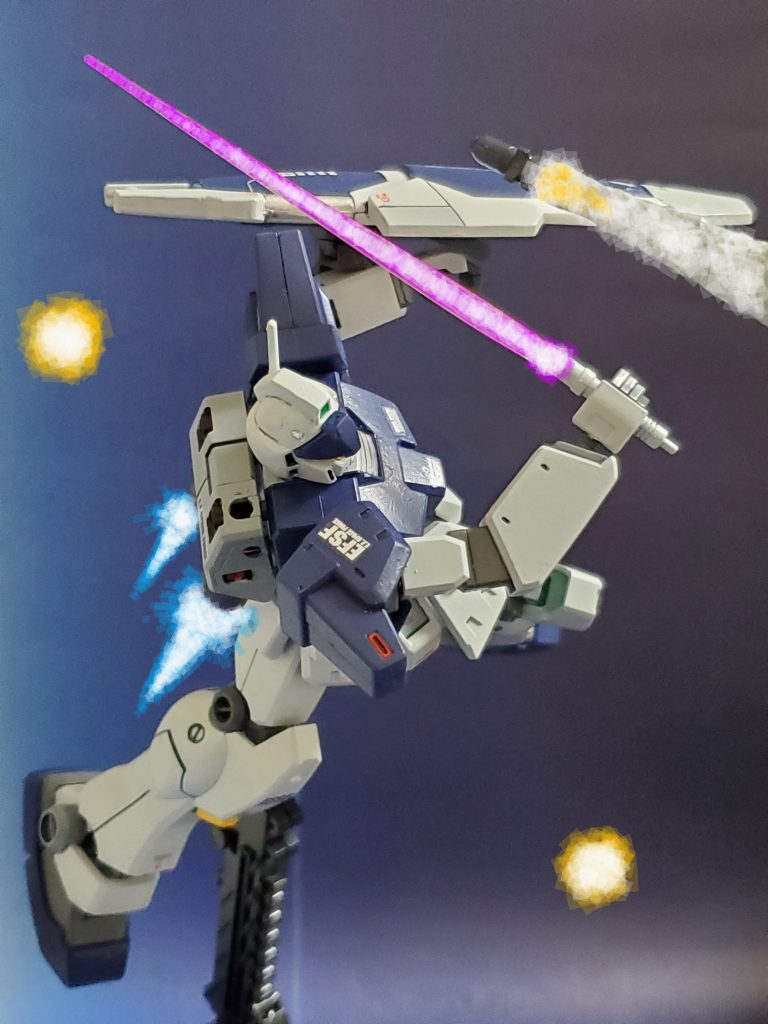 0083年9月、地上、衛星軌道上、宇宙とグレイファントム隊は活発となるジオン残党軍の掃討戦のため転戦💦