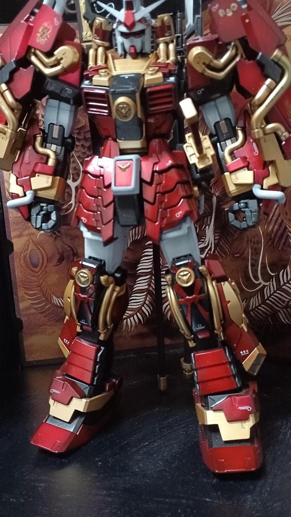 白い所は黒立ち上げのつや消しでその他はキラッキラにしてやりました✨