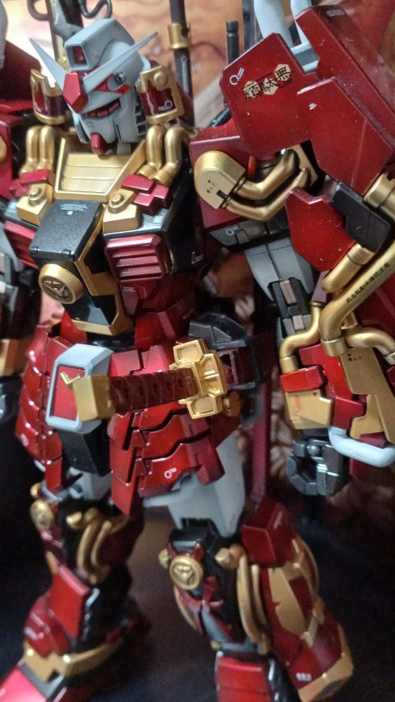 金のメッキパーツは全て一回剥がしてからリッチゴールドからのクリアゴールド吹きました