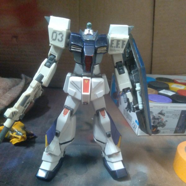 This is my next project. It is a GM I will be making. I have a head for it haha. I will be removing the current thrusters on the shoulders in favor of some better one. The lower body is a mix of GM space command(?) And Tristan. The torso is from the GM/GM and the arms are from a ground GM. The shield is also GM/GM. It will be called the GM R-type(?) （1枚目）