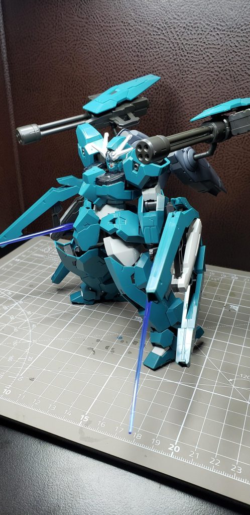 最初はガトリング背中につけようかとも考えました(´・ω・`)