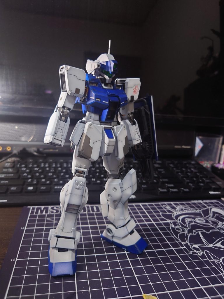 下地に黒からのグラデーション塗装につや消しトップコート