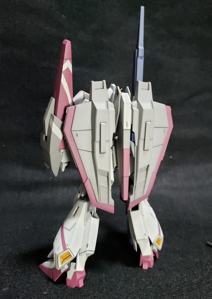 いつもながら手抜きの背面笑