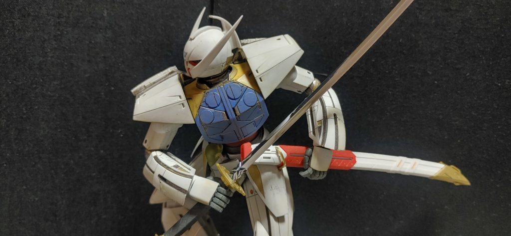 コズミックイラ　アストレイの菊一文字∀ガンダム × 刀　なぜ公式でやらなかったのか謎ですね。こんなに侍っぽいデザインなのに。