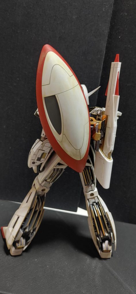 オリジナルバックパックにより、シールド&ライフルのダブルマウントが可能に