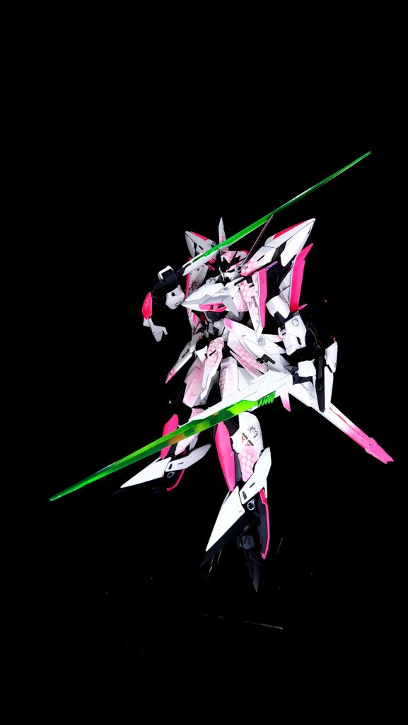 武者っぽいポーズ(黒背景)