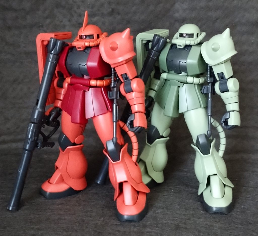 量産型ザクⅡ(投稿済)と比較