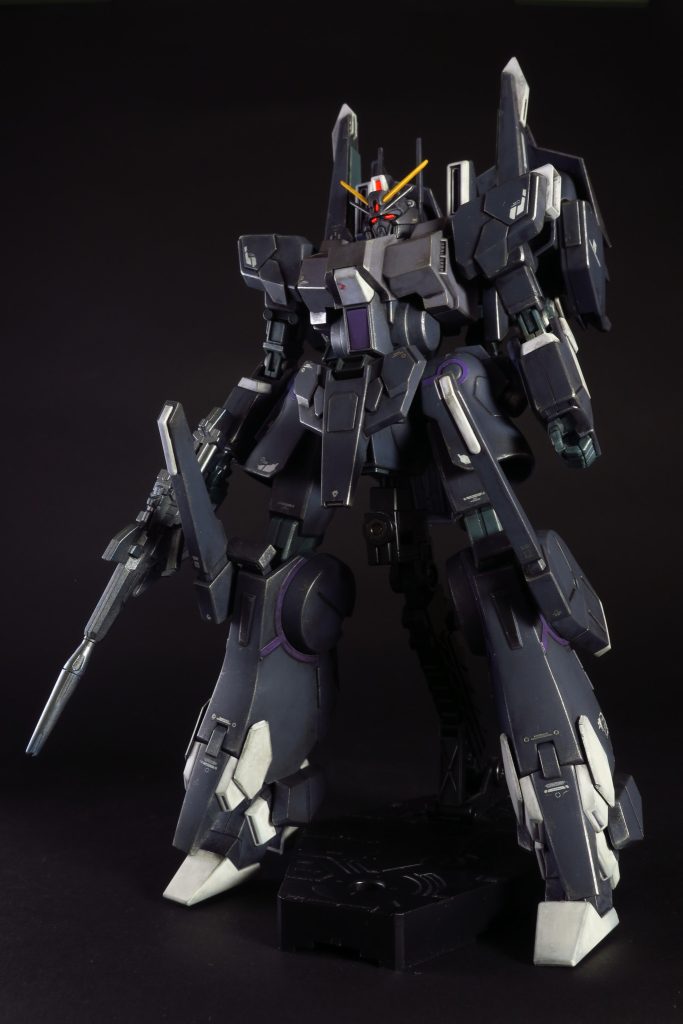 この角度、顔がサイコガンダムに似てる。