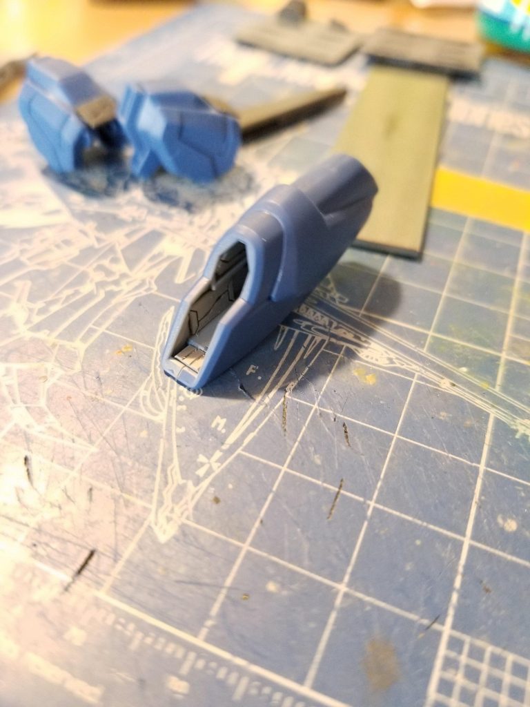 貼り付け後接着し合わせ目を消しました。